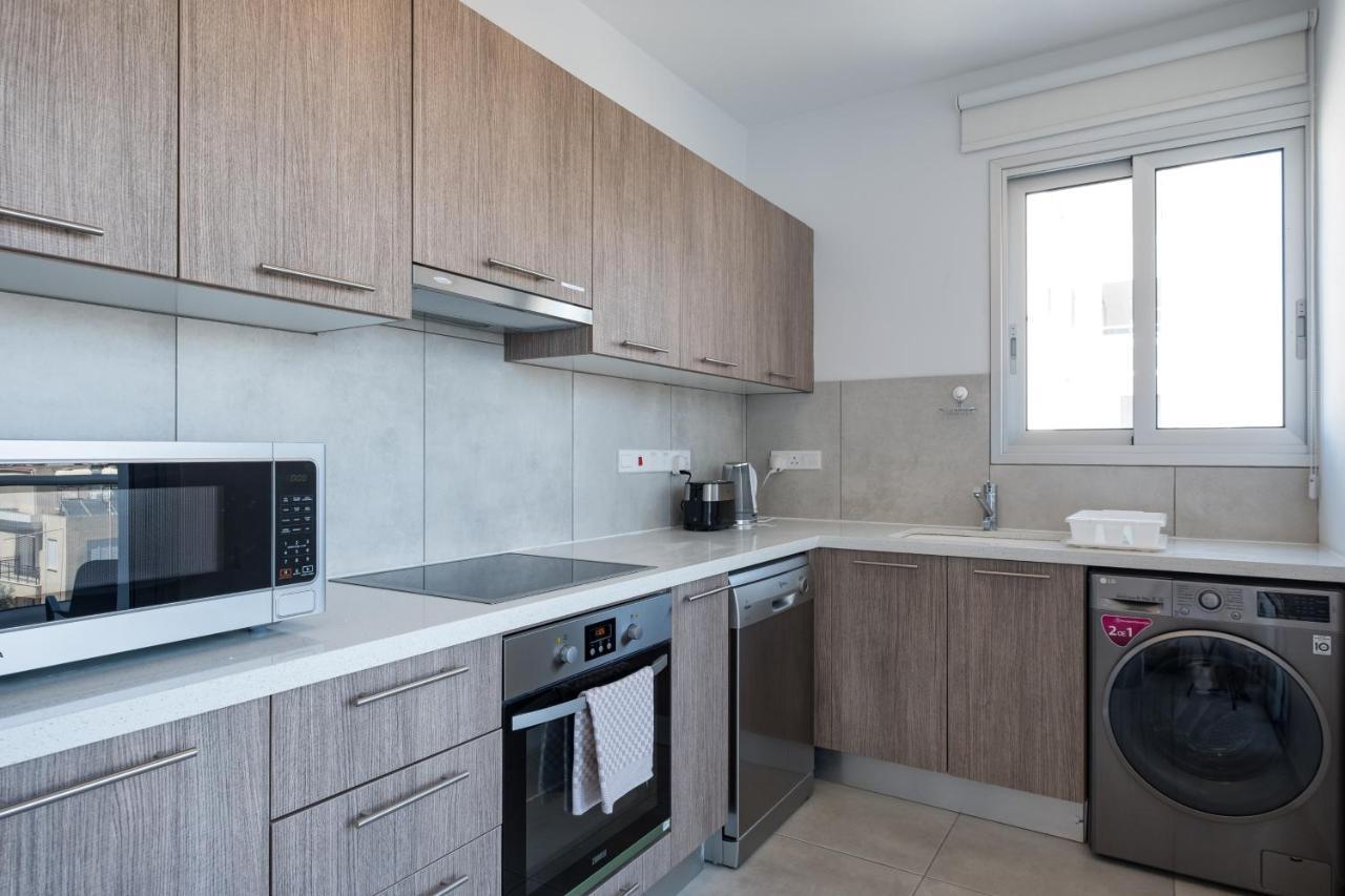 Solaar Apartments Faneromeni ลาร์นาคา ภายนอก รูปภาพ