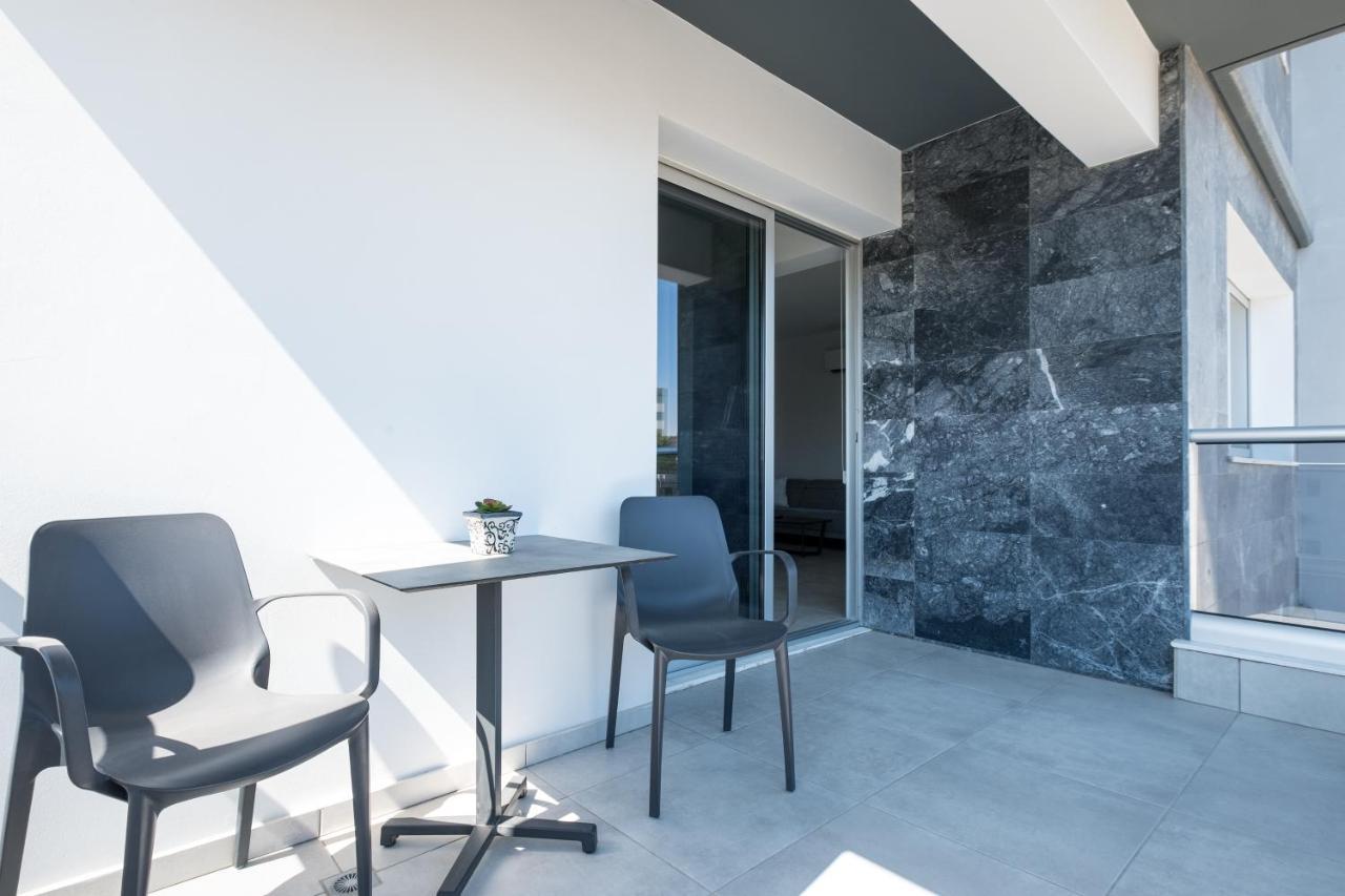 Solaar Apartments Faneromeni ลาร์นาคา ภายนอก รูปภาพ